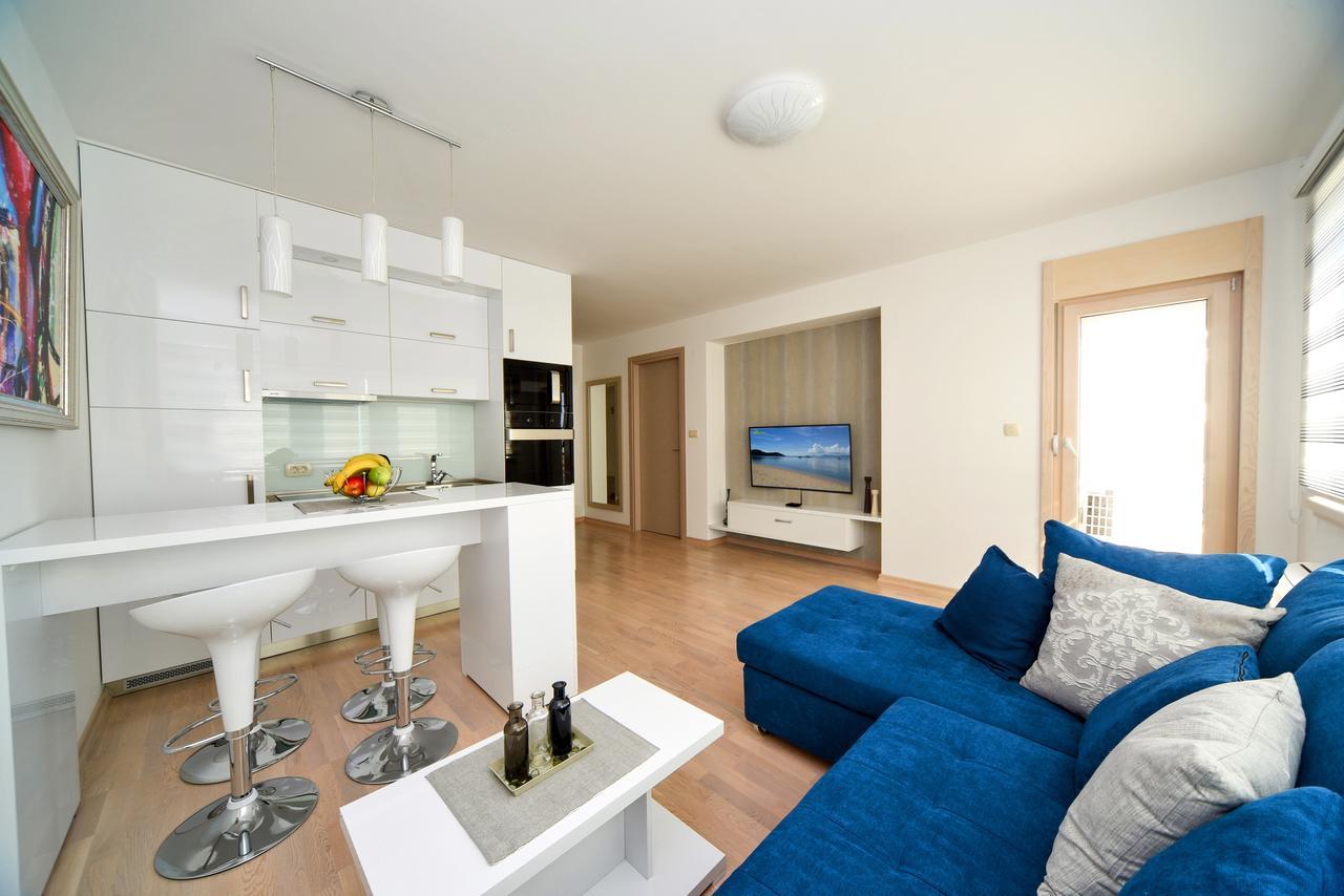 Lux Beach Apartment Budva Dış mekan fotoğraf